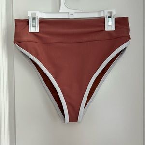 Lain snow bikini bottom size m